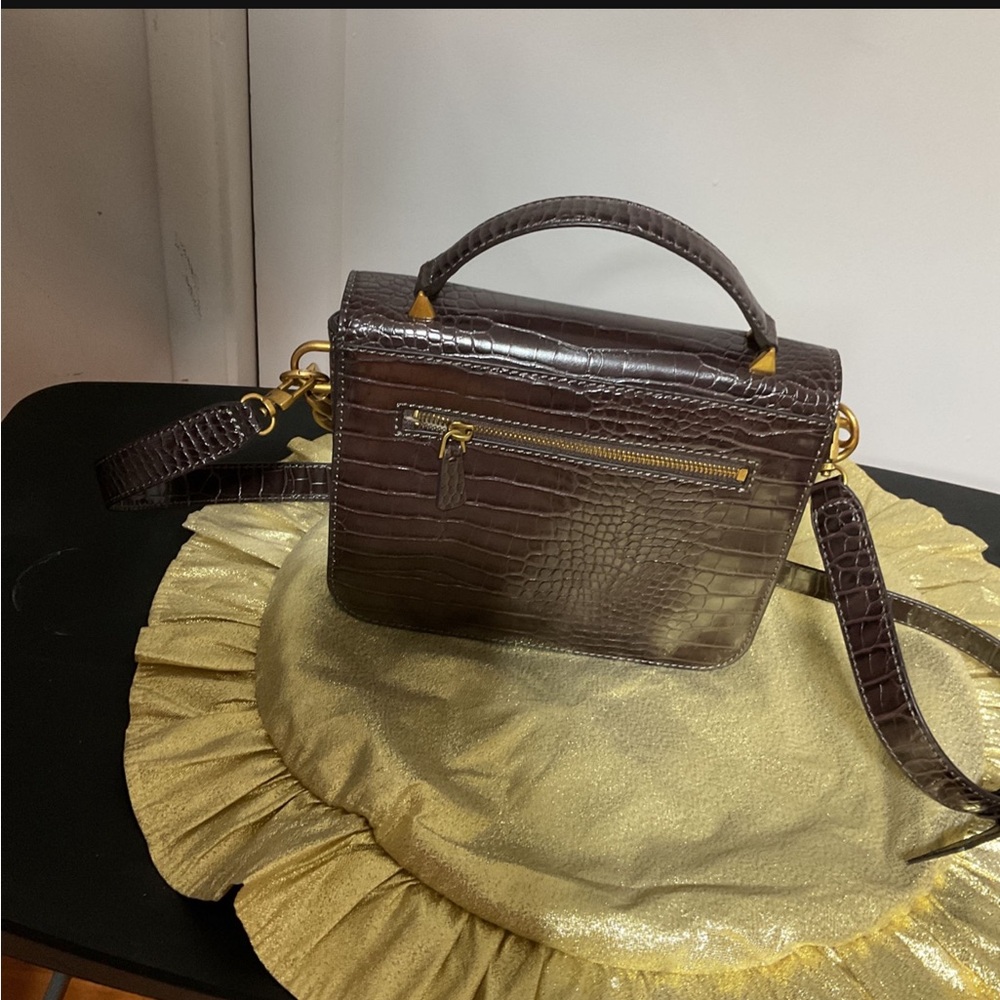 Guess purse